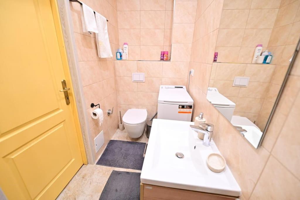 Flh - Althaus Lägenhet Sibiu Exteriör bild