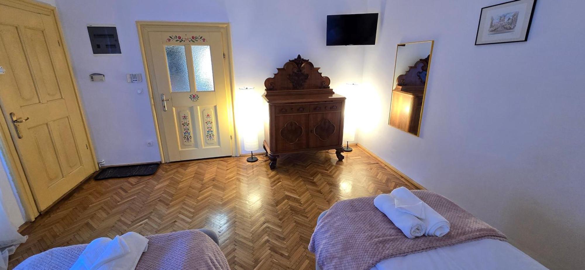 Flh - Althaus Lägenhet Sibiu Exteriör bild